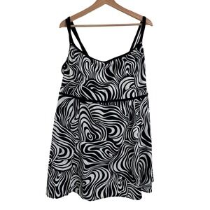 Robby Len Longitude Women's Swim 24W Swim Dress Modest Black‎ White New Swirl